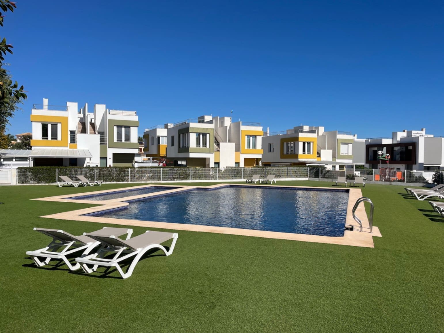 3 bedroom Villa for sale in Denia with pool garage - € 675,000 (Ref: 9838500)