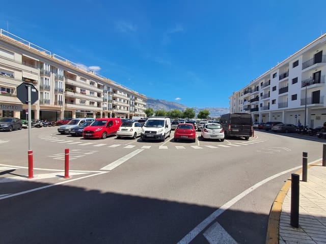 Erhverv til salg i Altea med garage - € 330.000 (Ref: 9848055)