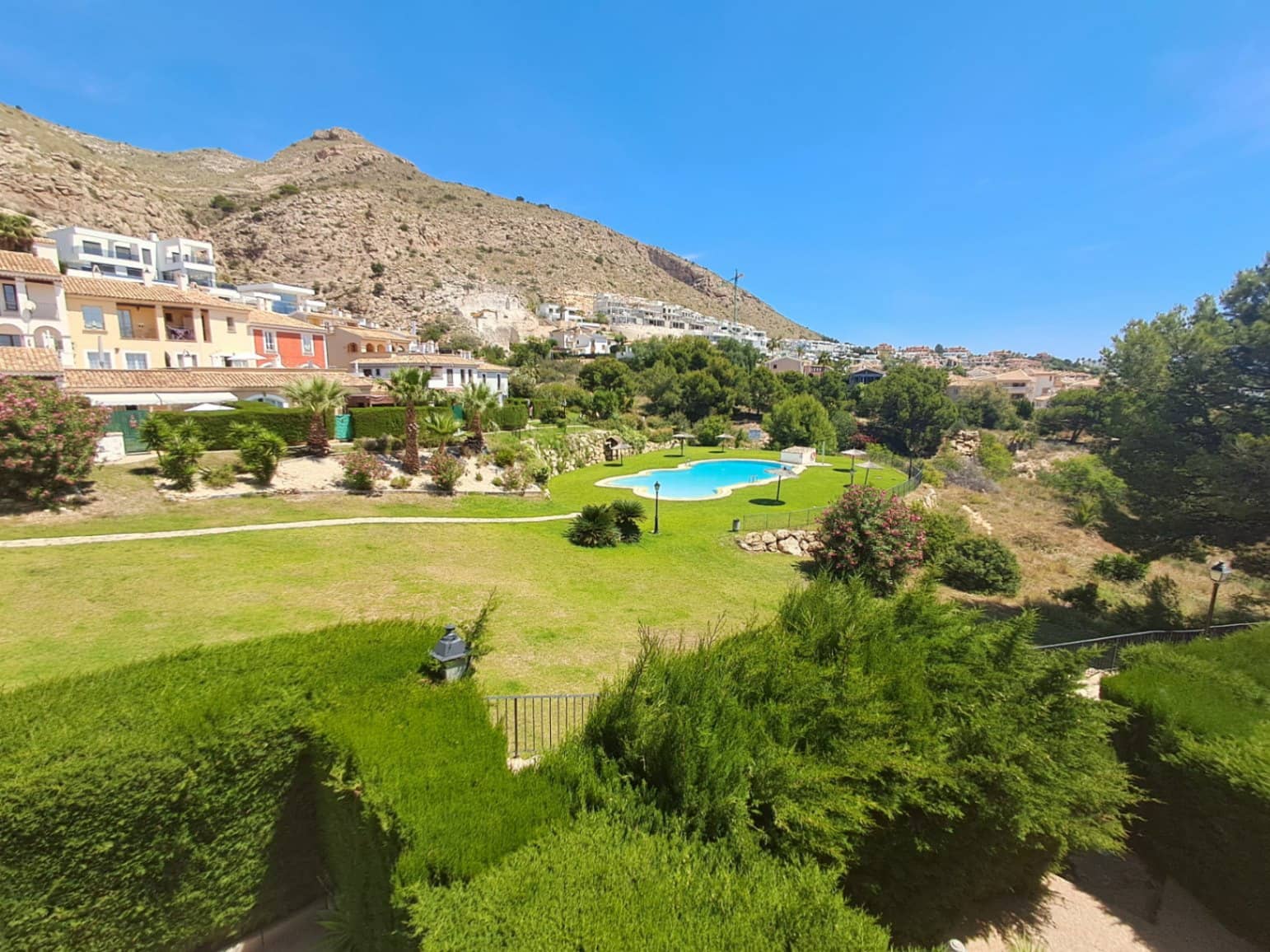 2 soveværelse Byhus til salg i Finestrat med swimmingpool - € 315.000 (Ref: 9850042)