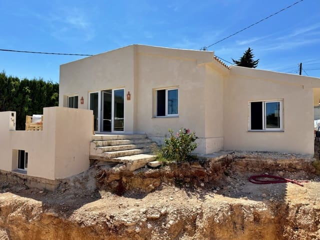 3 soverom Villa til salgs i Benissa med svømmebasseng garasje - € 495 000 (Ref: 9854492)