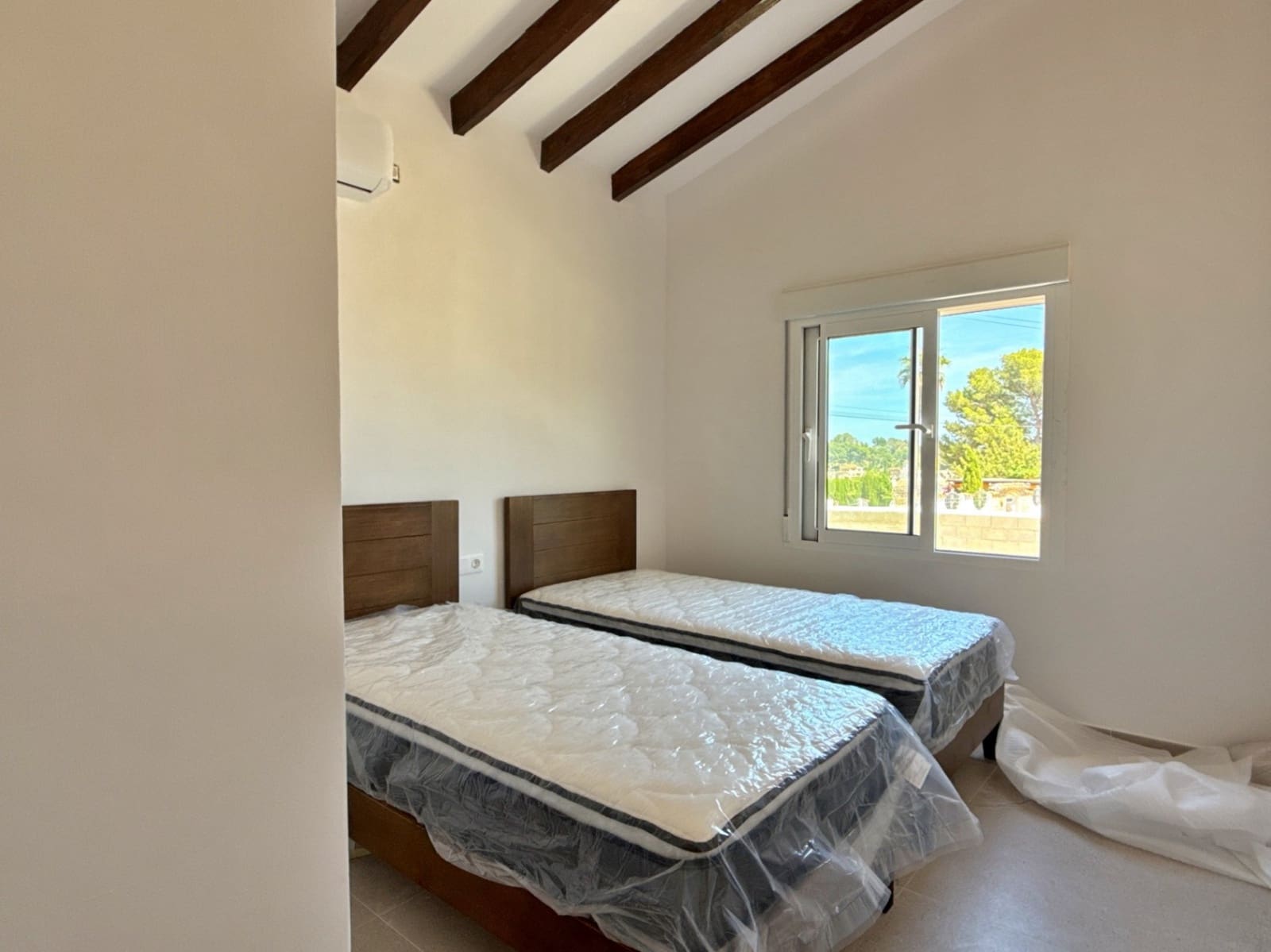 3 soverom Villa til salgs i Benissa med svømmebasseng garasje - € 495 000 (Ref: 9854492)