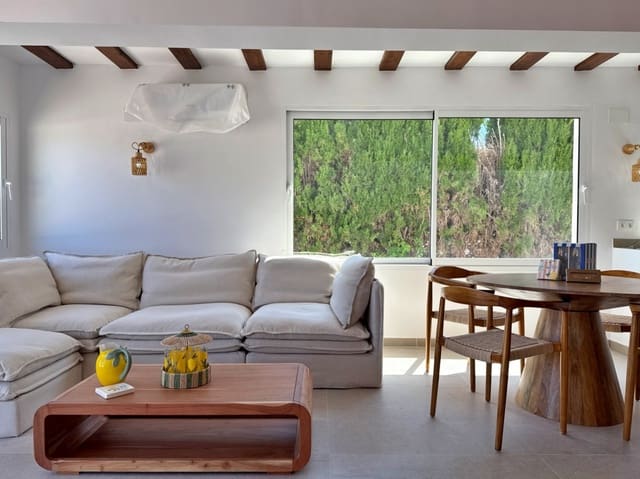 3 soverom Villa til salgs i Benissa med svømmebasseng garasje - € 495 000 (Ref: 9854492)