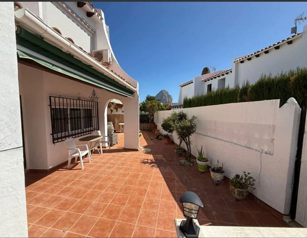 2 slaapkamer Bungalow te koop in Pueblo, Calpe / Calp met zwembad garage - € 285.000 (Ref: 9854556)