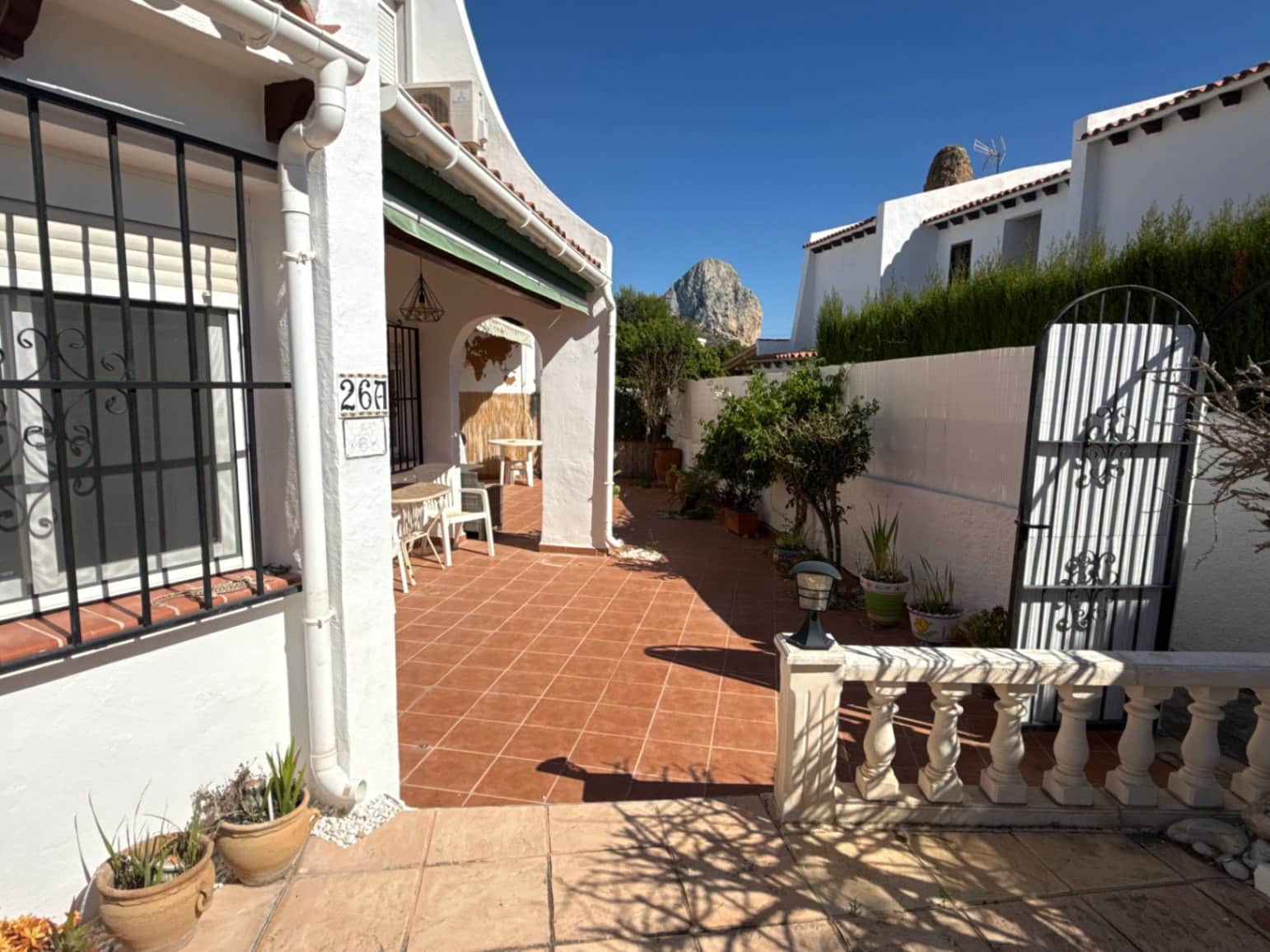 2 slaapkamer Bungalow te koop in Calpe / Calp met zwembad garage - € 285.000 (Ref: 9854556)