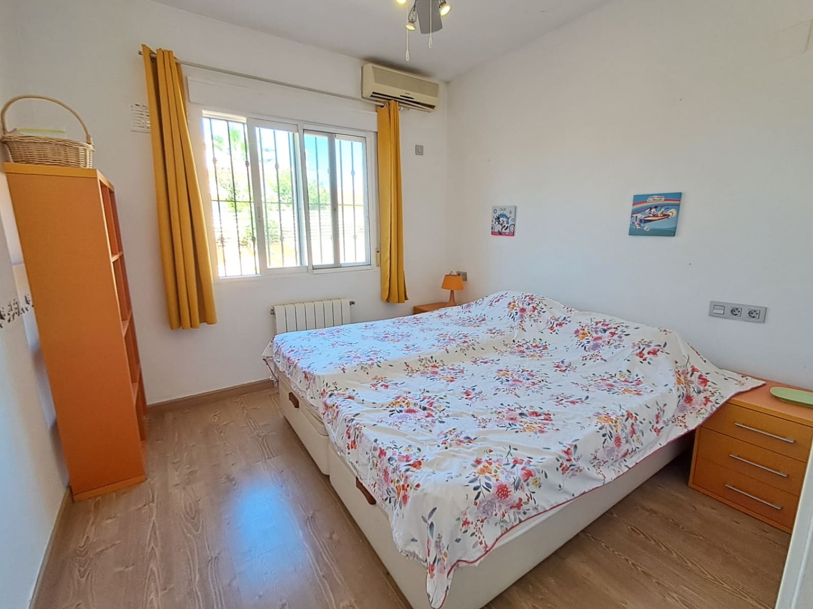 5 bedroom Villa for rent in Albir with pool garage - € 2,500 (Ref: 9867781)