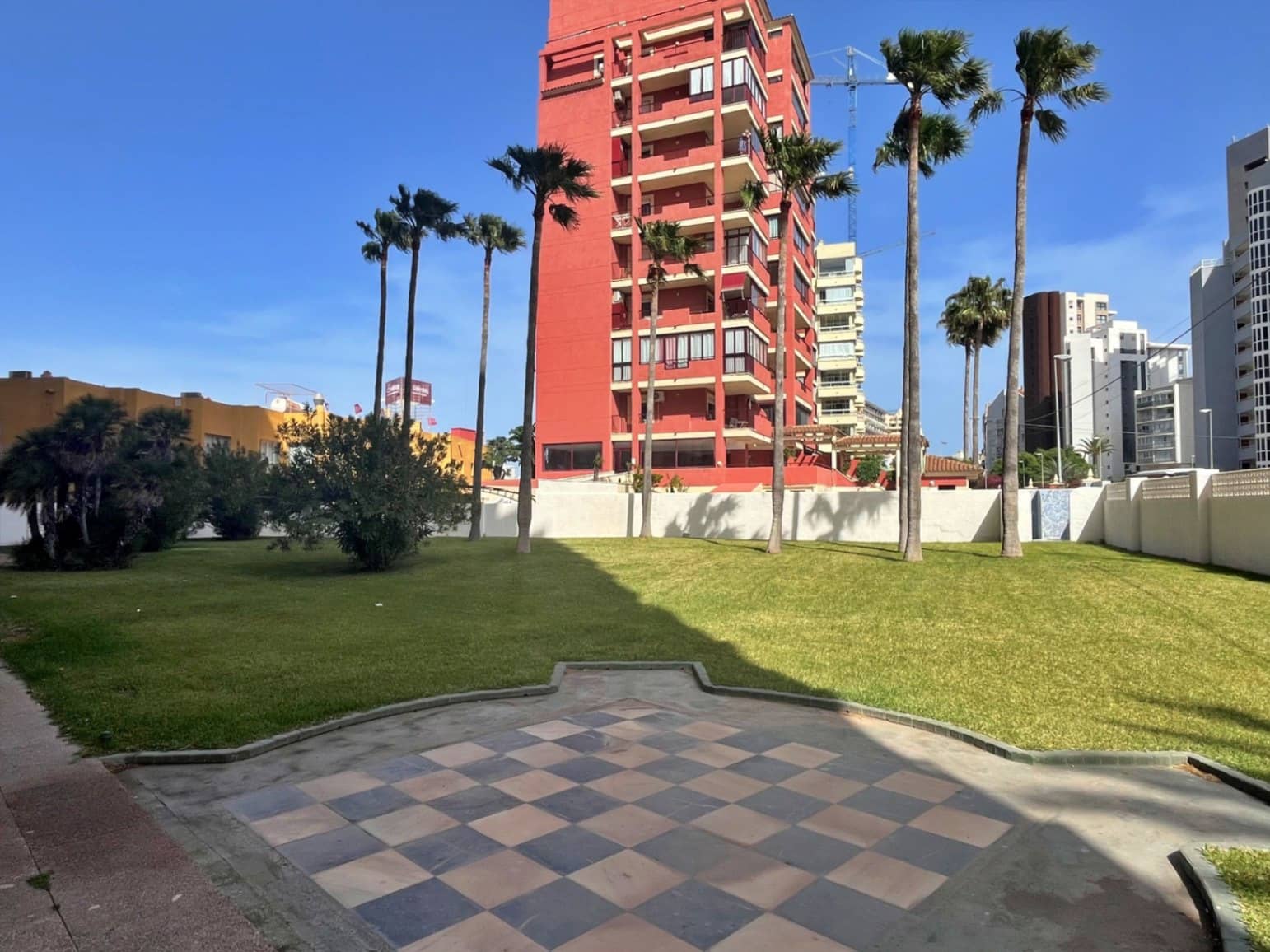 2 bedroom Apartment for sale in Calpe / Calp - € 212,000 (Ref: 9874339)