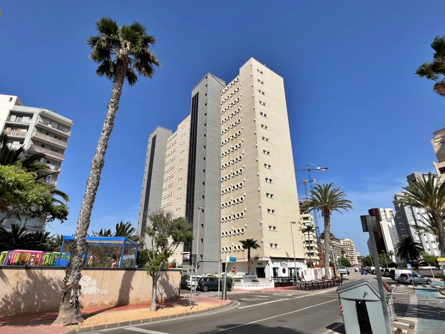 2 bedroom Apartment for sale in Calpe / Calp - € 212,000 (Ref: 9874339)
