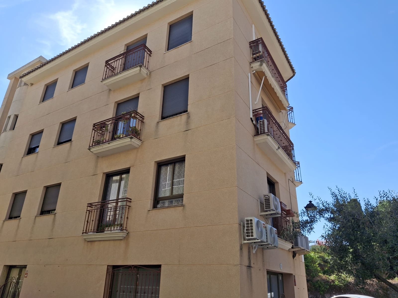 Apartamento de 2 habitaciones en Orba en venta con garaje - 159.000 € (Ref: 9883737)