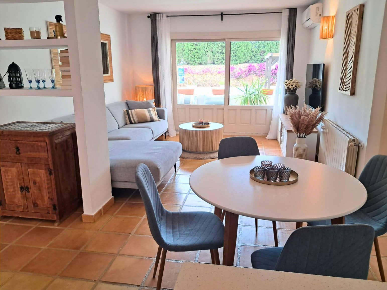 2 soverom Leilighet til salgs i Altea med svømmebasseng garasje - € 299 000 (Ref: 9889345)