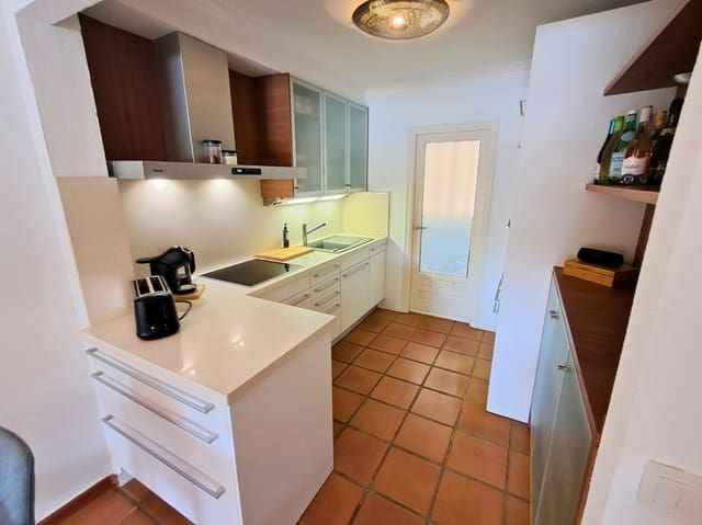 2 soverom Leilighet til salgs i Altea med svømmebasseng garasje - € 299 000 (Ref: 9889345)