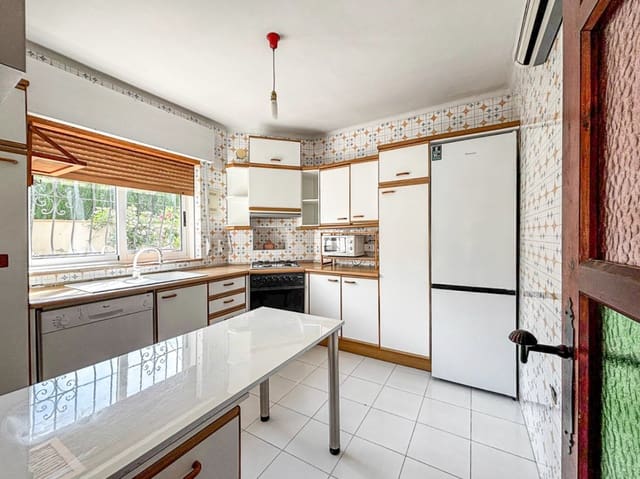 7 soveværelse Villa til salg i Pedreguer med swimmingpool garage - € 550.000 (Ref: 9890652)