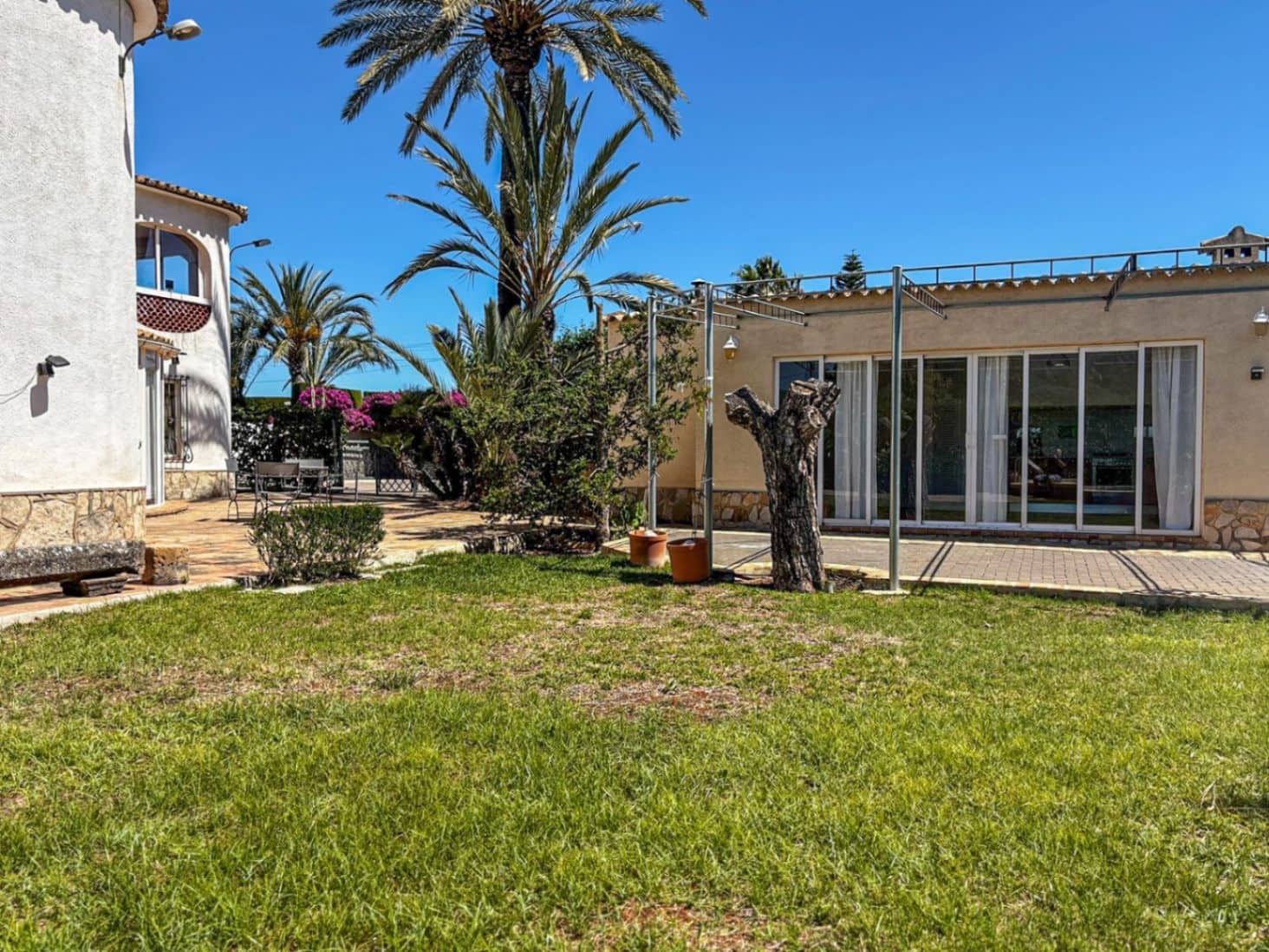 7 soveværelse Villa til salg i Pedreguer med swimmingpool garage - € 550.000 (Ref: 9890652)