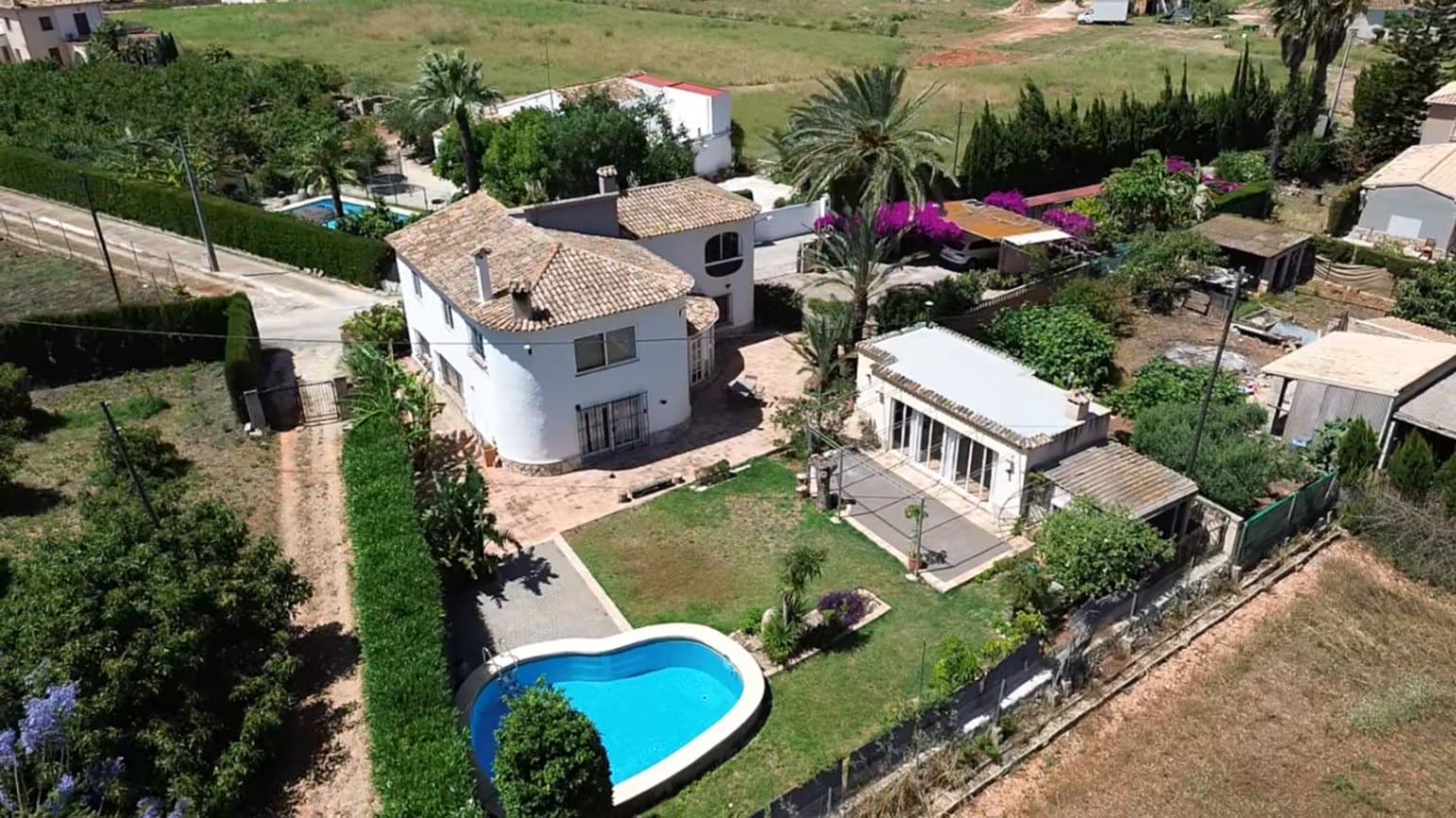 7 soveværelse Villa til salg i Pedreguer med swimmingpool garage - € 550.000 (Ref: 9890652)