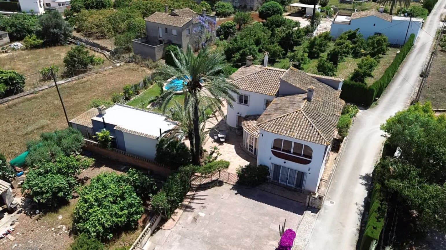 7 soveværelse Villa til salg i Pedreguer med swimmingpool garage - € 550.000 (Ref: 9890652)