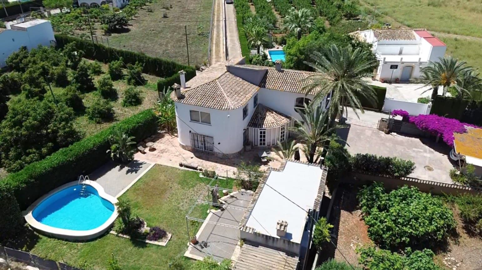 7 soveværelse Villa til salg i Pedreguer med swimmingpool garage - € 550.000 (Ref: 9890652)