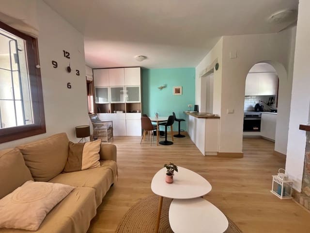 2 quarto Casa em Banda para arrendar em Moraira, Teulada-Moraira com piscina garagem - 1 050 € (Ref: 9890923)