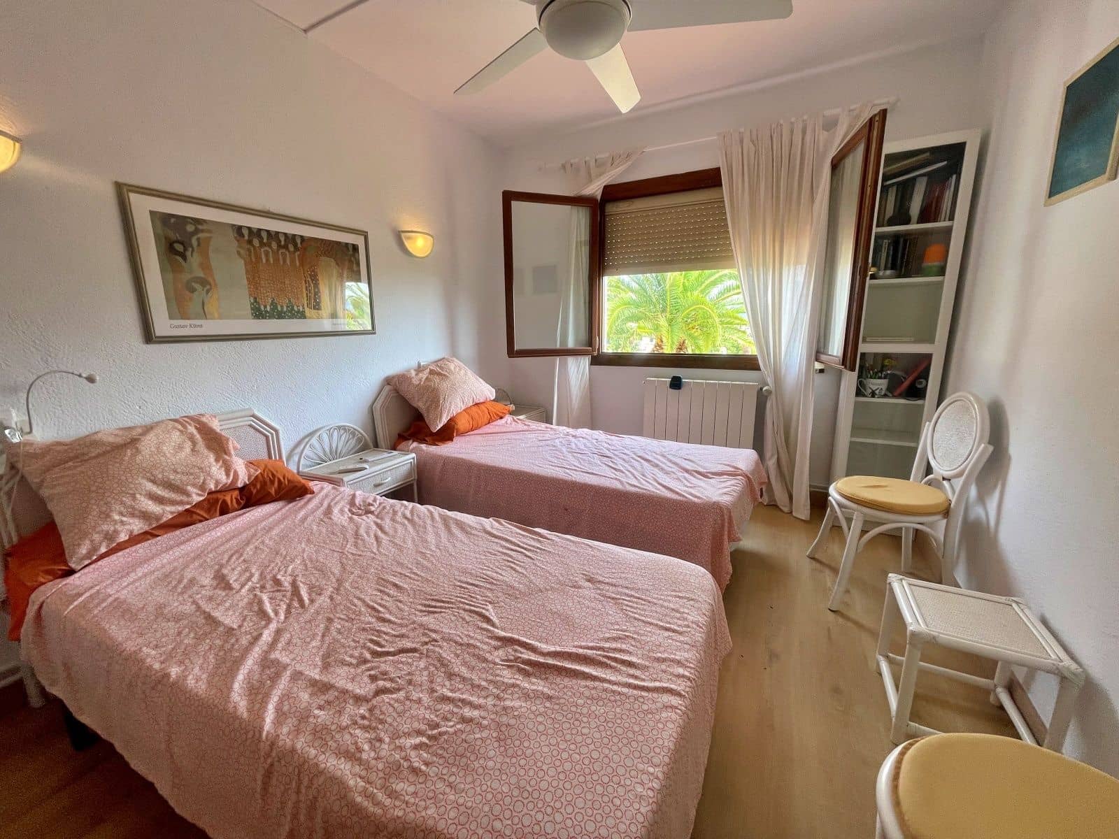 2 quarto Casa em Banda para arrendar em Moraira com piscina garagem - 1 050 € (Ref: 9890923)
