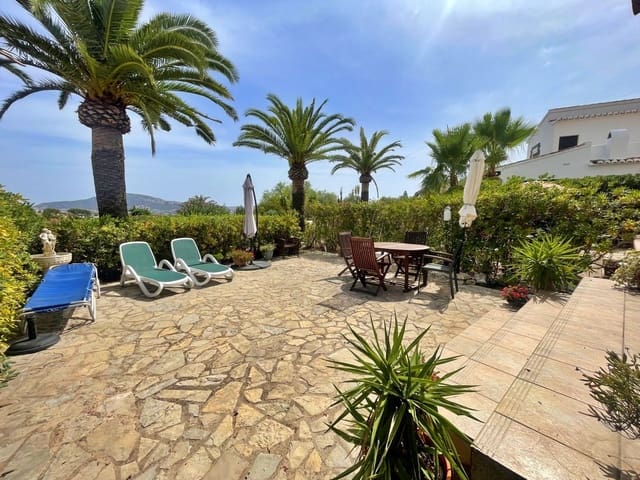 2 quarto Casa em Banda para arrendar em Moraira, Teulada-Moraira com piscina garagem - 1 050 € (Ref: 9890923)