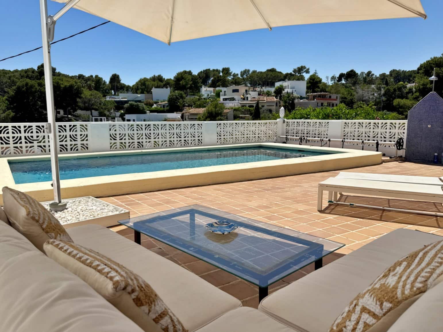 3 sypialnia Willa na sprzedaż w Benissa z basenem garażem - 649 000 € (Ref: 9891131)