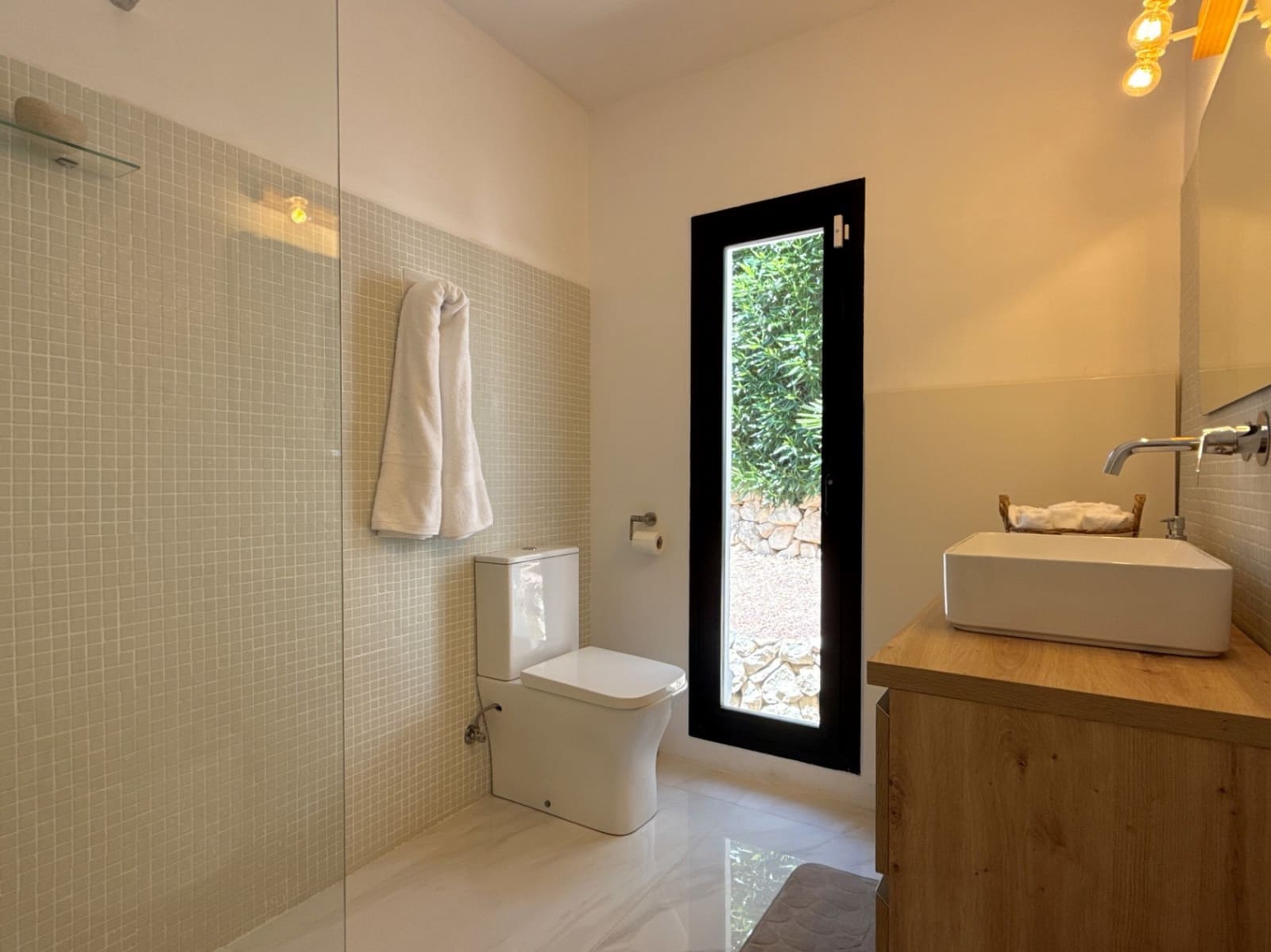 3 sypialnia Willa na sprzedaż w Benissa z basenem garażem - 649 000 € (Ref: 9891131)