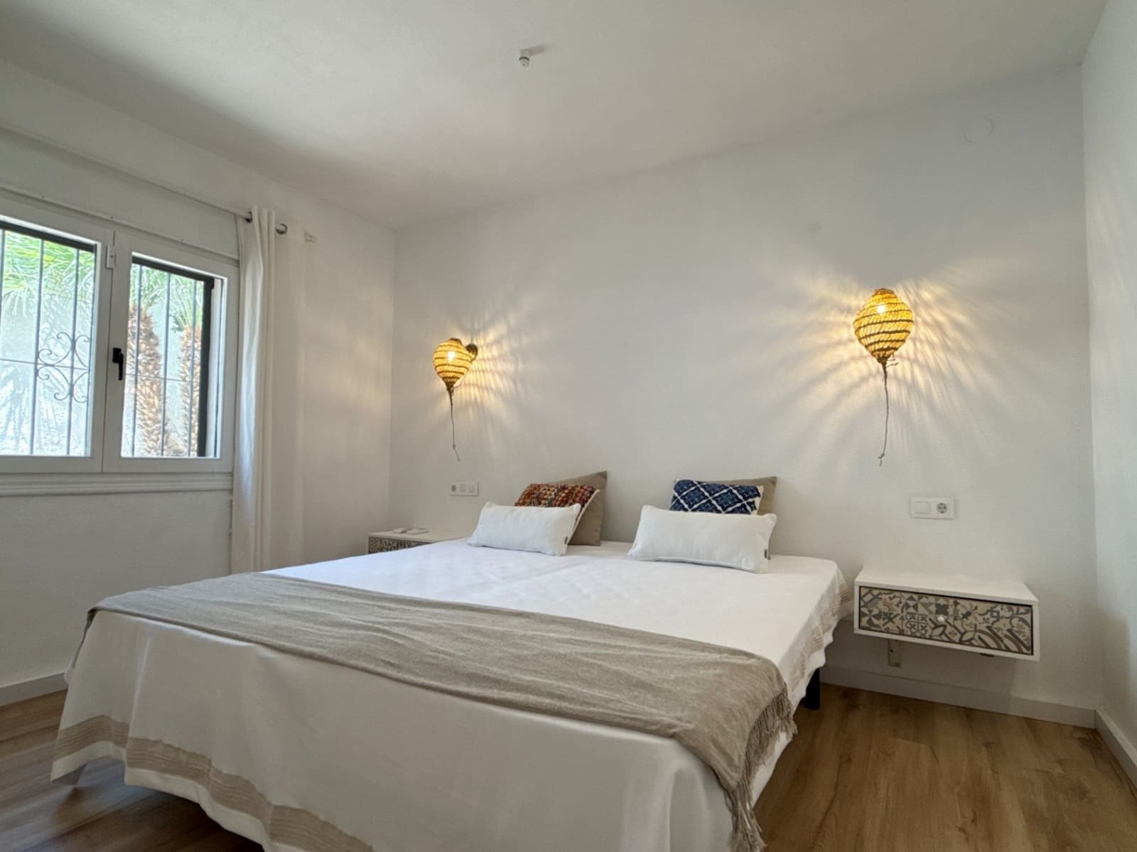 3 sypialnia Willa na sprzedaż w Benissa z basenem garażem - 649 000 € (Ref: 9891131)