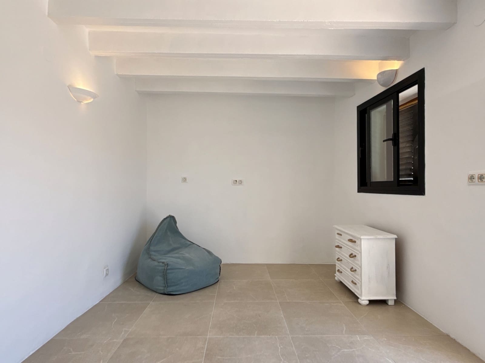 3 sypialnia Willa na sprzedaż w Benissa z basenem garażem - 649 000 € (Ref: 9891131)