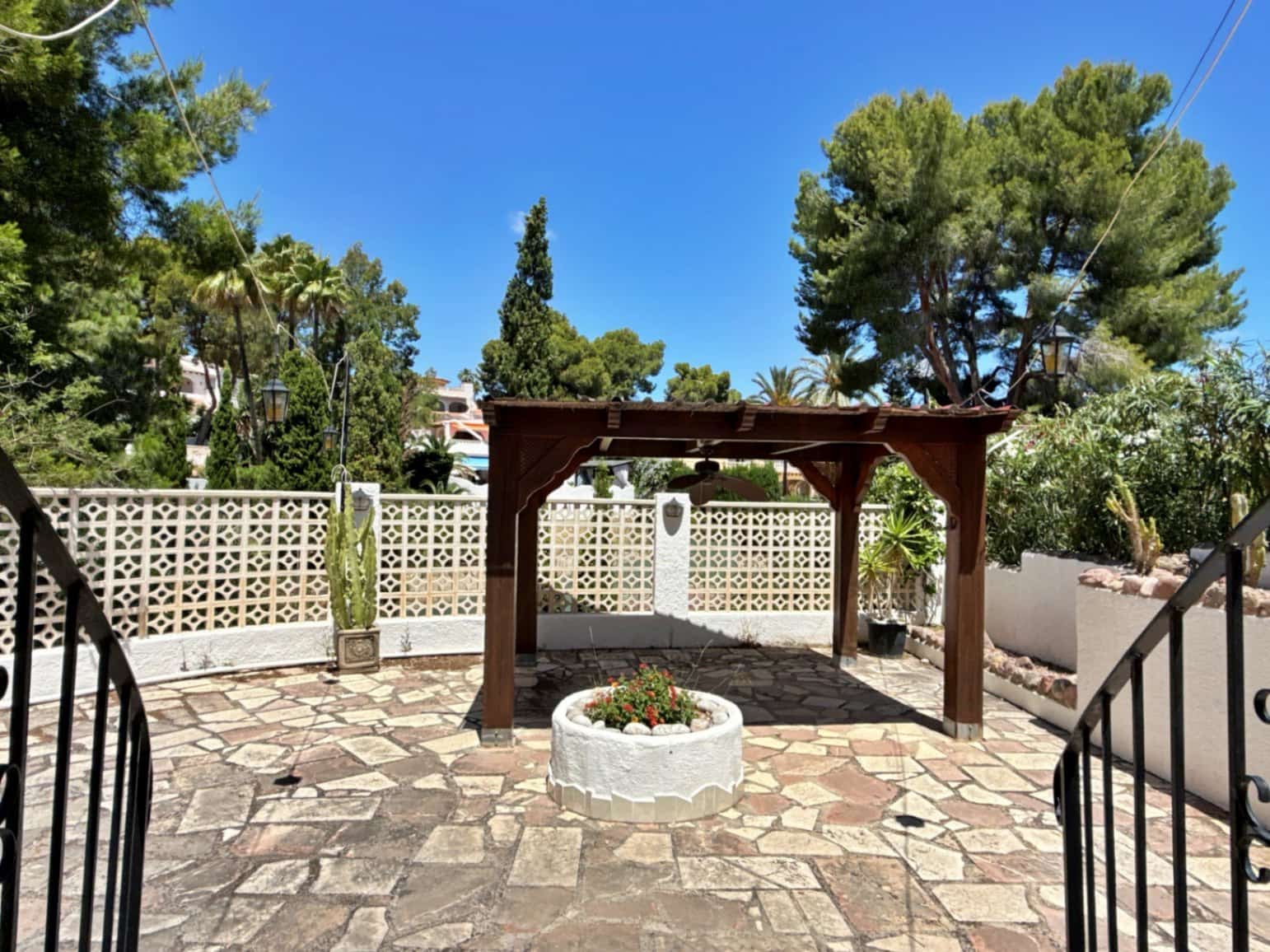4 Zimmer Villa zu verkaufen in Teulada mit Pool Garage - 650.000 € (Ref: 9902434)