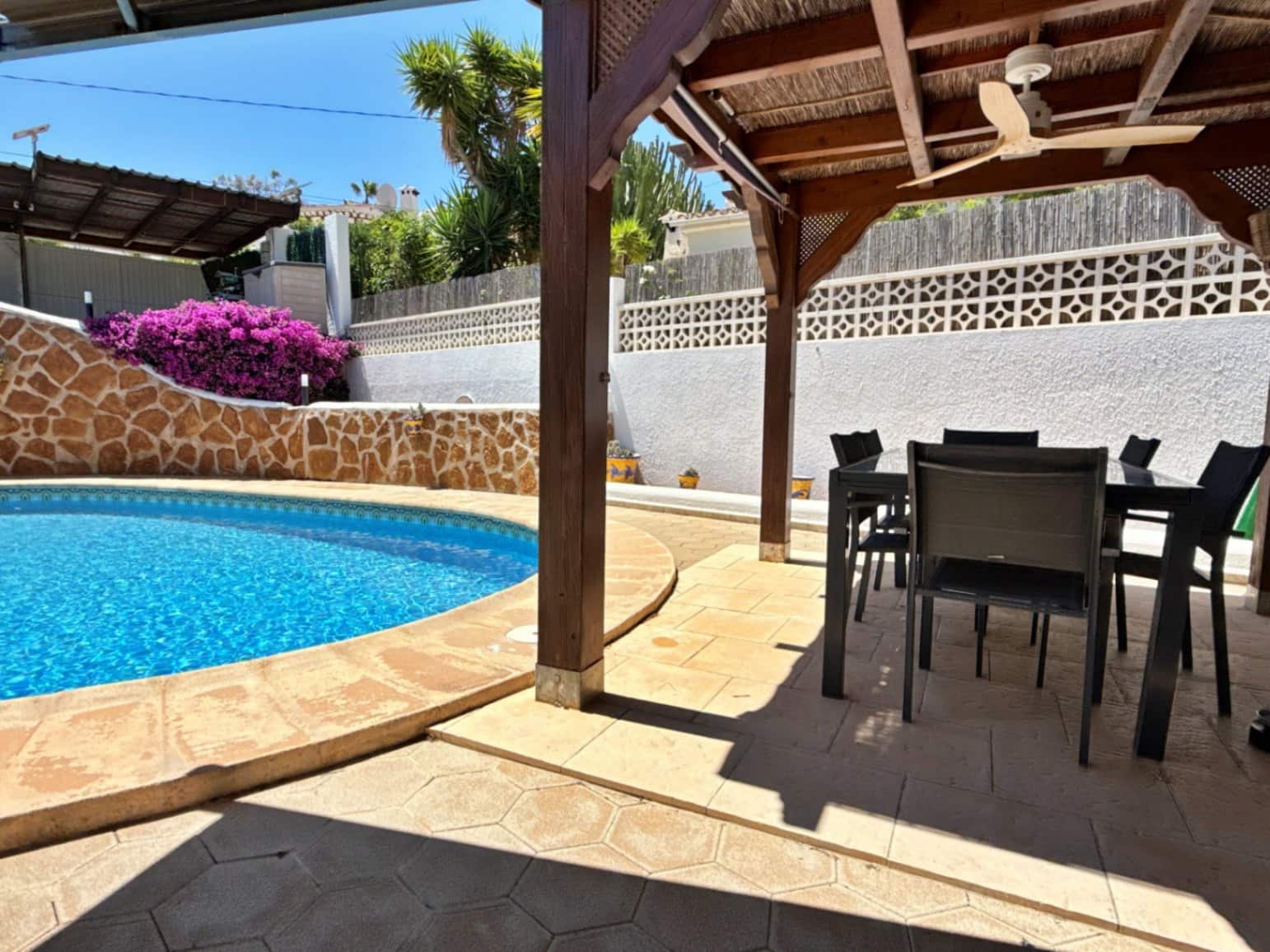 4 Zimmer Villa zu verkaufen in Teulada mit Pool Garage - 650.000 € (Ref: 9902434)