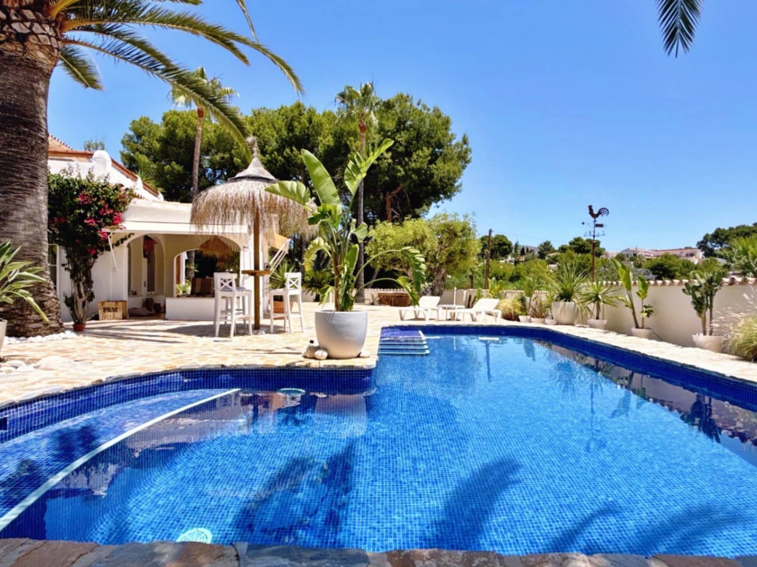 4 sypialnia Willa na sprzedaż w Moraira z basenem garażem - 895 000 € (Ref: 9914791)