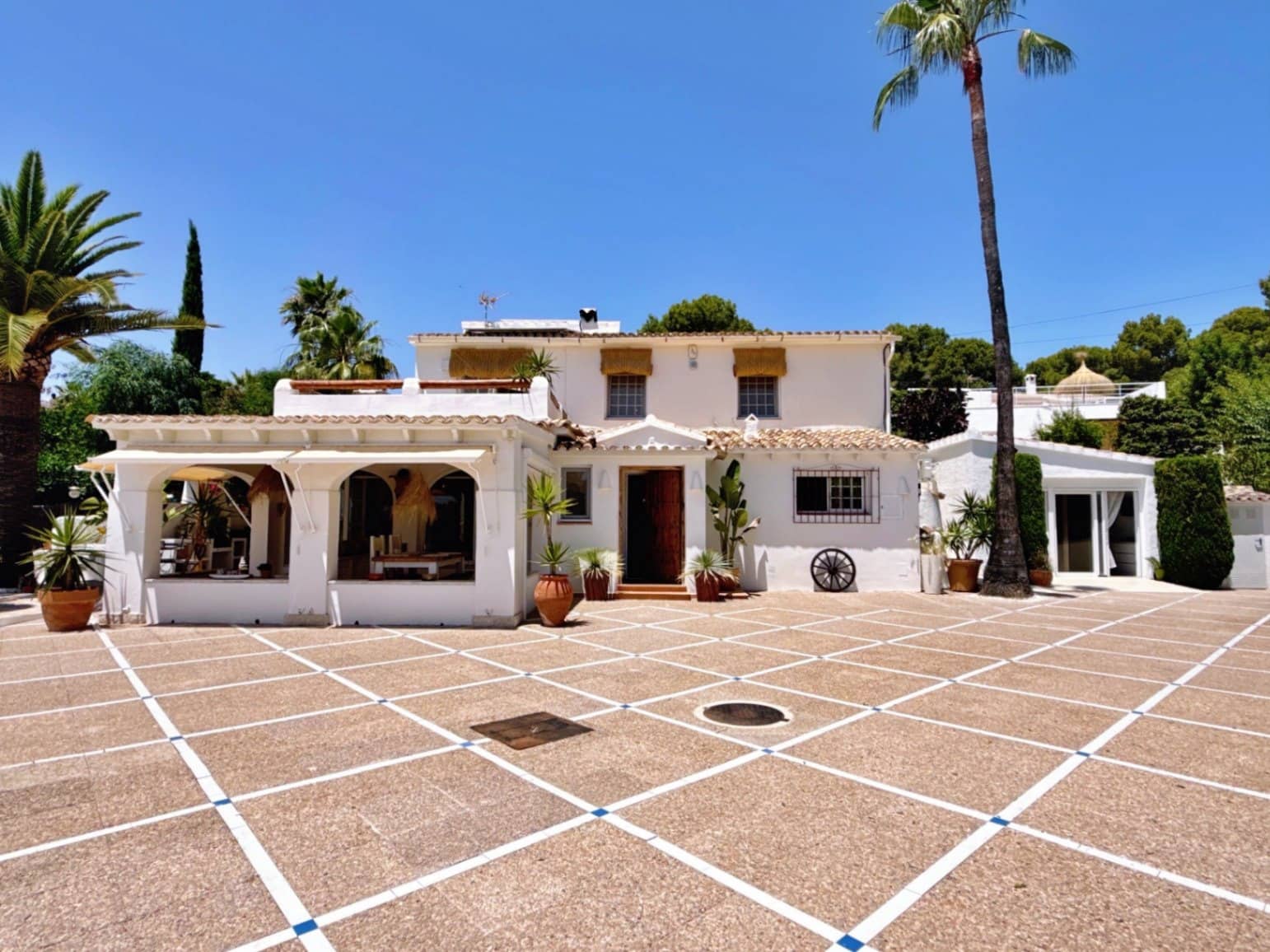 4 sypialnia Willa na sprzedaż w Moraira z basenem garażem - 895 000 € (Ref: 9914791)