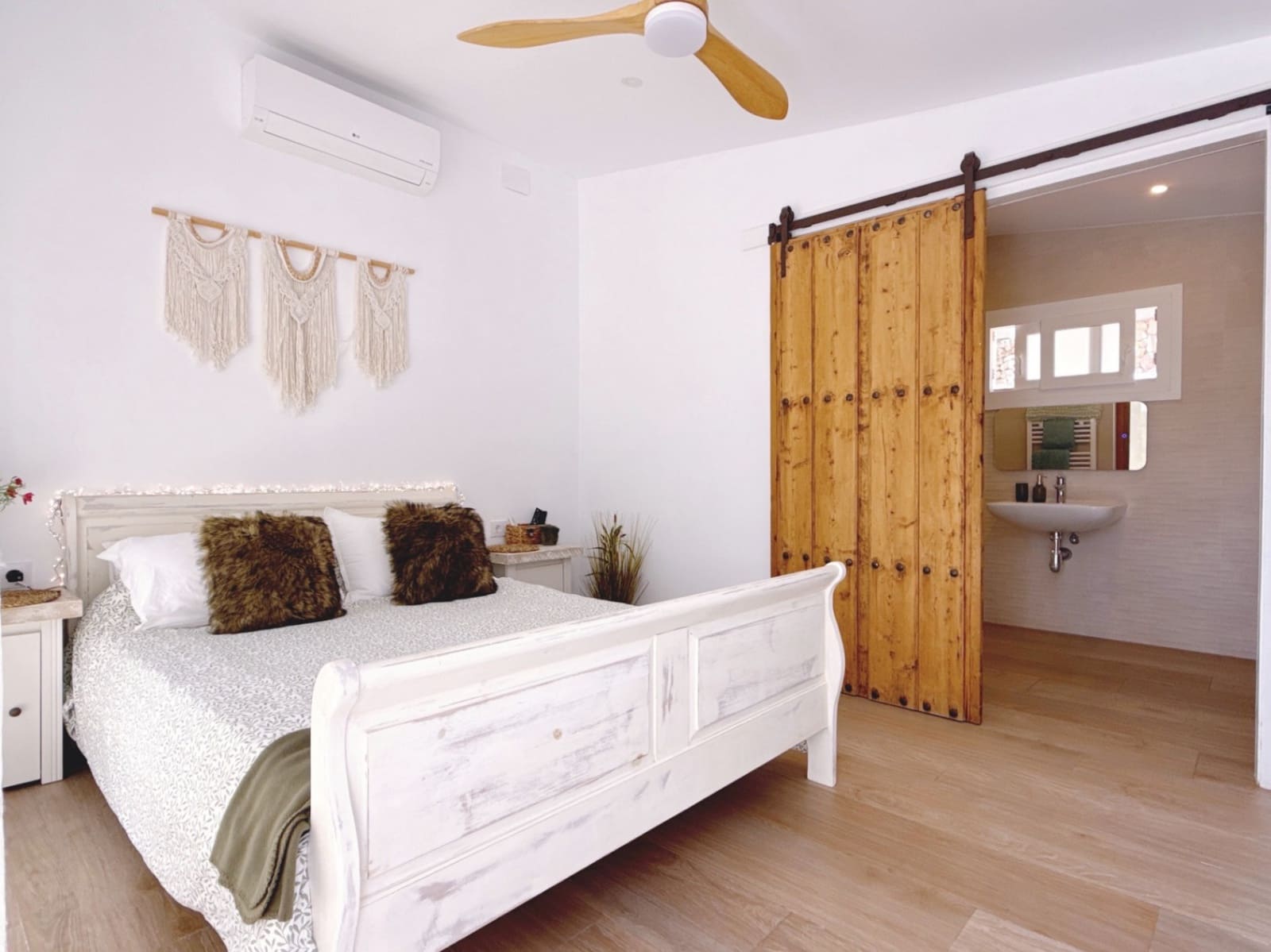 4 sypialnia Willa na sprzedaż w Moraira z basenem garażem - 895 000 € (Ref: 9914791)
