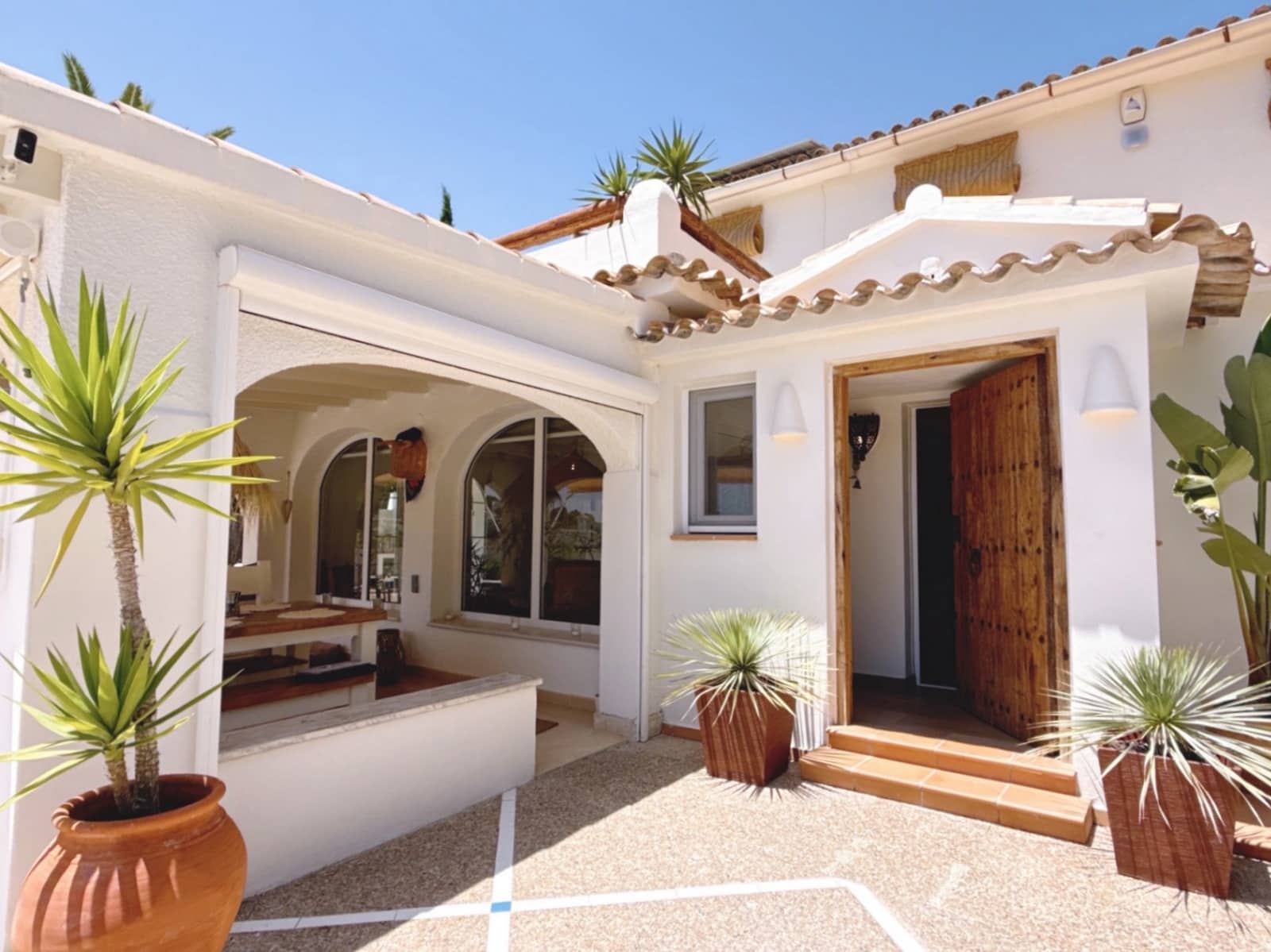 4 sypialnia Willa na sprzedaż w Moraira z basenem garażem - 895 000 € (Ref: 9914791)