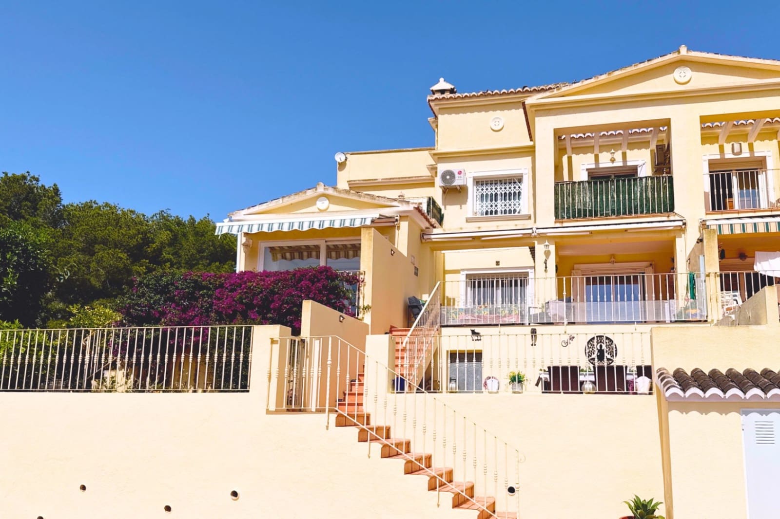2 slaapkamer Villa te koop in Calpe / Calp met zwembad garage - € 315.000 (Ref: 9920904)