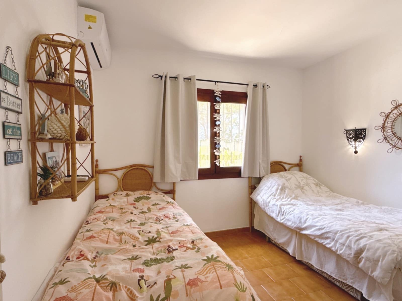 2 soveværelse Villa til salg i Moraira med swimmingpool garage - € 299.000 (Ref: 9921450)