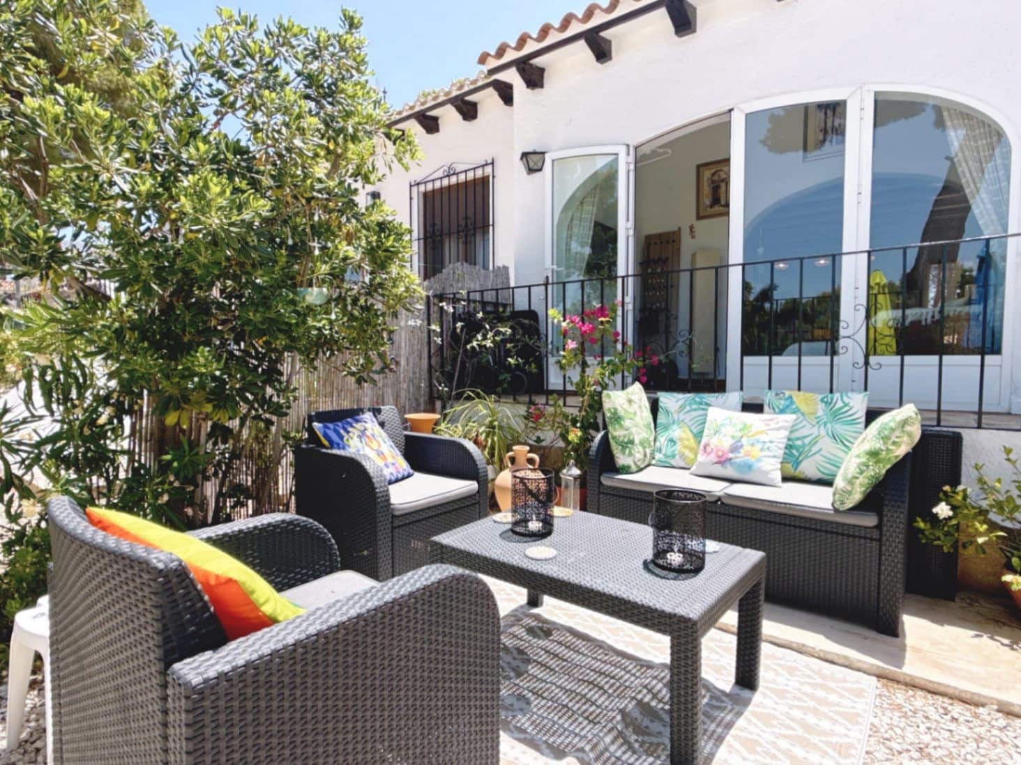 2 soveværelse Villa til salg i Moraira med swimmingpool garage - € 299.000 (Ref: 9921450)