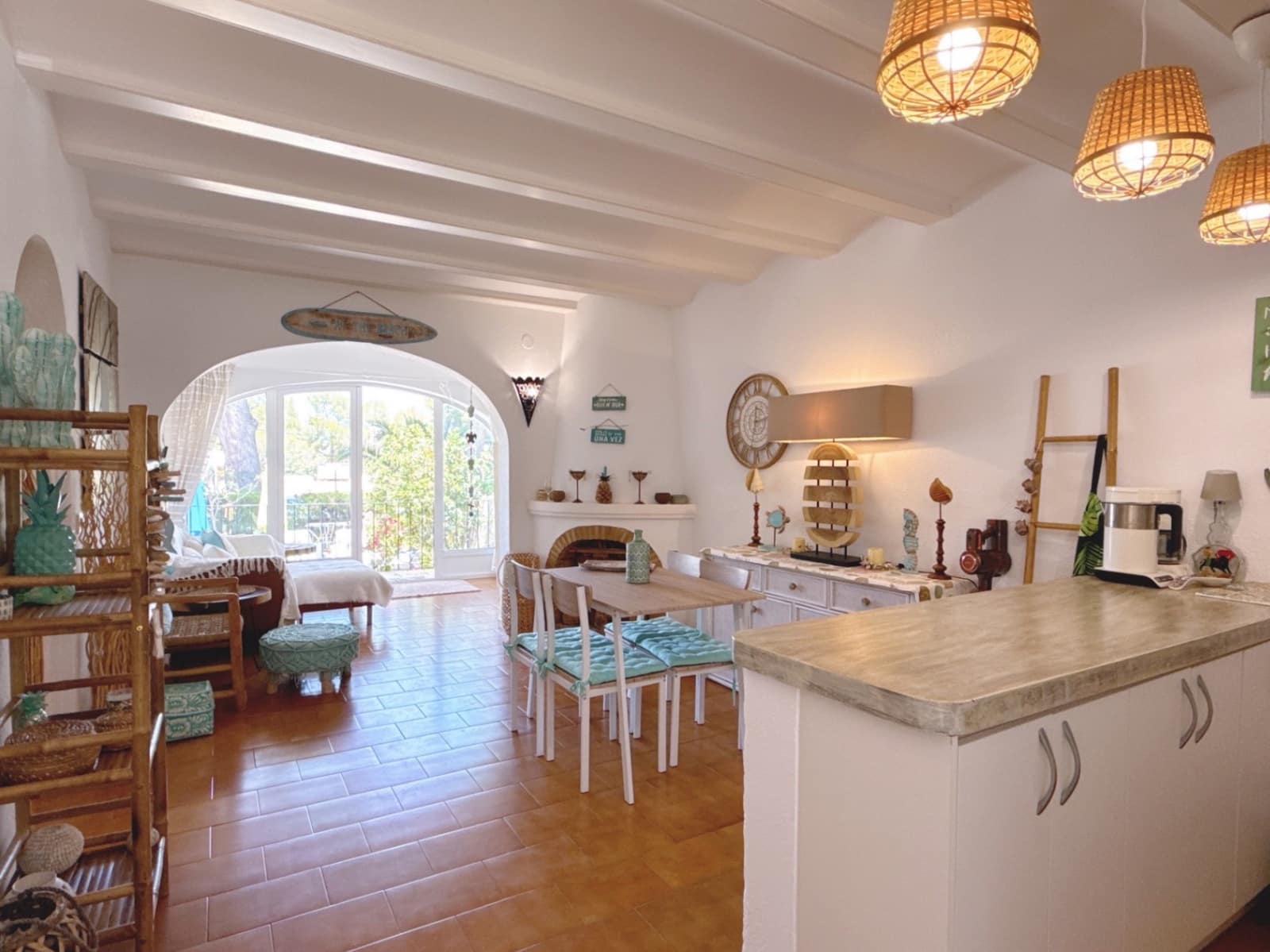 2 soveværelse Villa til salg i Moraira med swimmingpool garage - € 299.000 (Ref: 9921450)