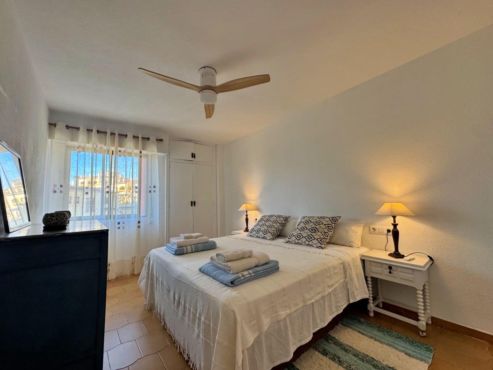 4 bedroom Apartment for rent in Javea / Xabia - € 1,400 (Ref: 9928034)