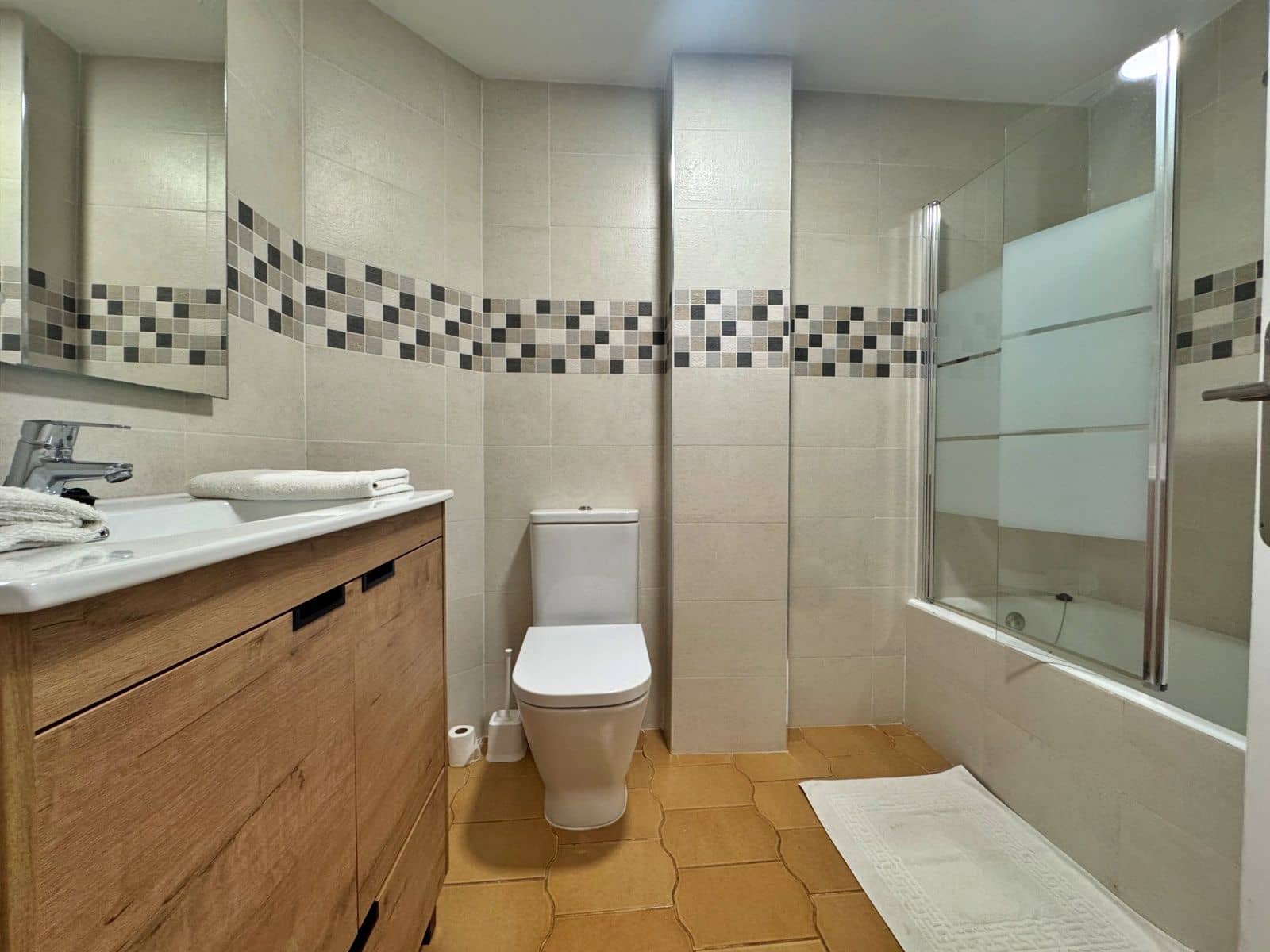 4 bedroom Apartment for rent in Javea / Xabia - € 1,400 (Ref: 9928034)