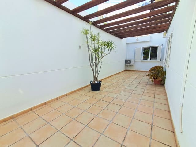 Apartamento de 3 habitaciones en Altea en venta con piscina garaje - 320.000 € (Ref: 9928465)