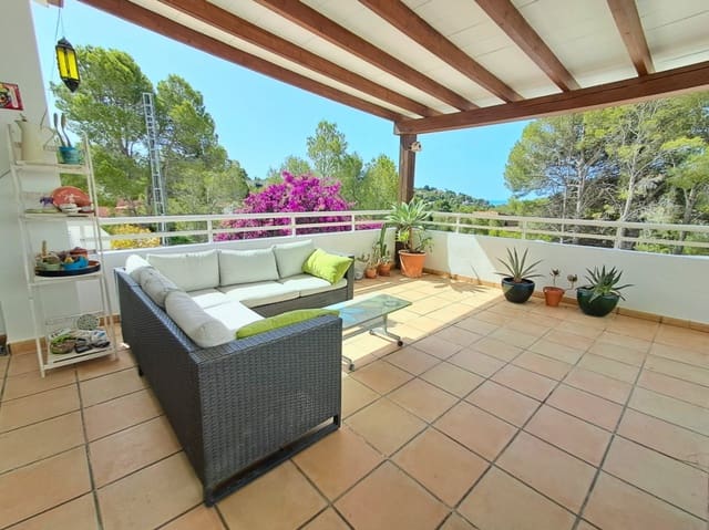 Apartamento de 3 habitaciones en Altea en venta con piscina garaje - 320.000 € (Ref: 9928465)
