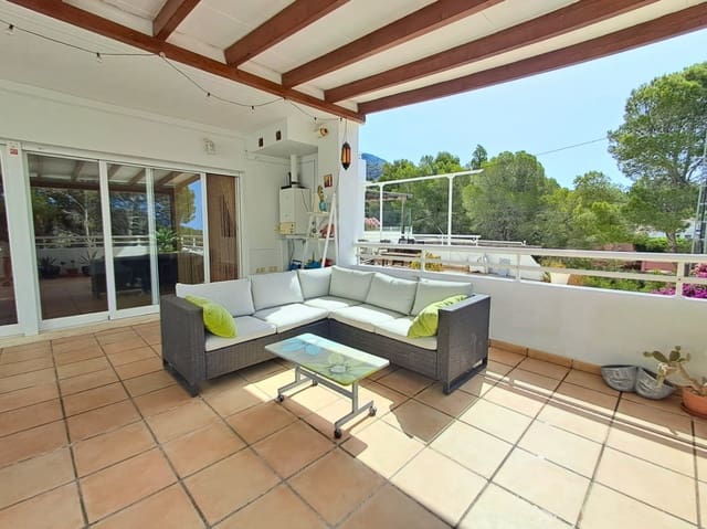 Apartamento de 3 habitaciones en Altea en venta con piscina garaje - 320.000 € (Ref: 9928465)