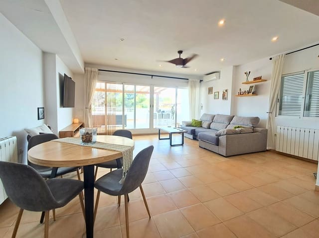 Apartamento de 3 habitaciones en Altea en venta con piscina garaje - 320.000 € (Ref: 9928465)