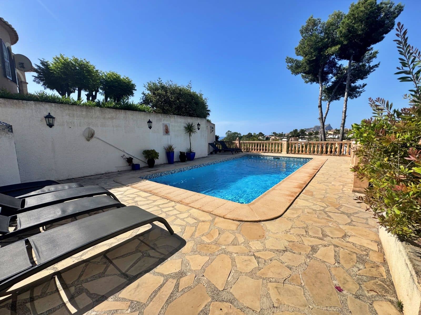 5 bedroom Villa for rent in Benissa with pool garage - € 3,100 (Ref: 9929870)