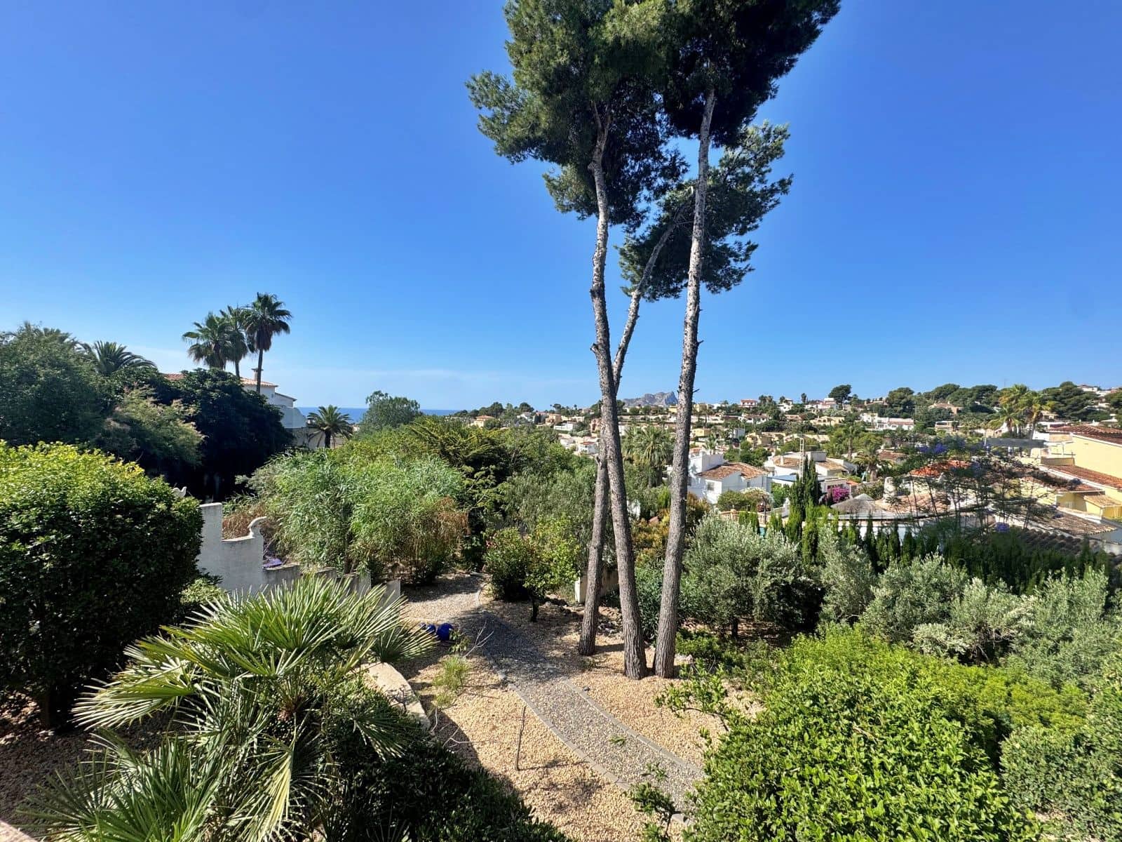 5 bedroom Villa for rent in Benissa with pool garage - € 3,100 (Ref: 9929870)