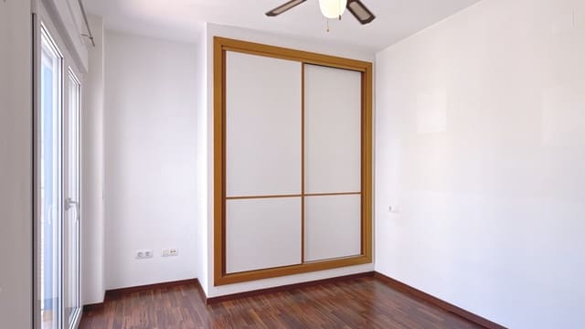 3 sovrum Lägenhet till salu i Benitachell / Benitatxell med garage - 295 000 € (Ref: 9941175)