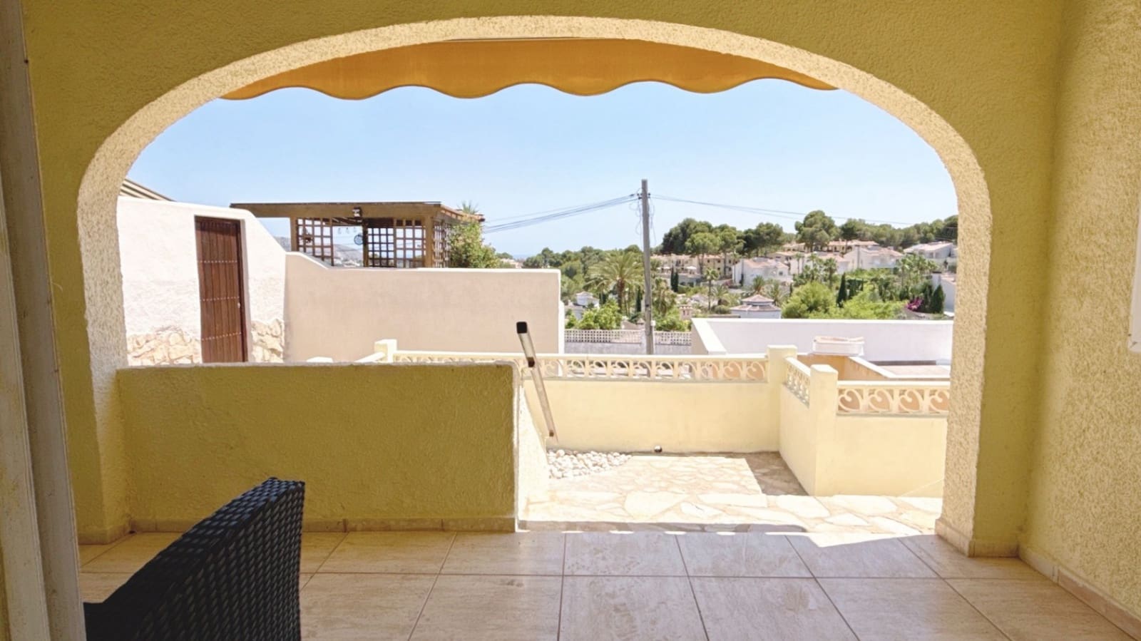 4 sypialnia Willa na sprzedaż w Moraira z garażem - 275 000 € (Ref: 9941176)