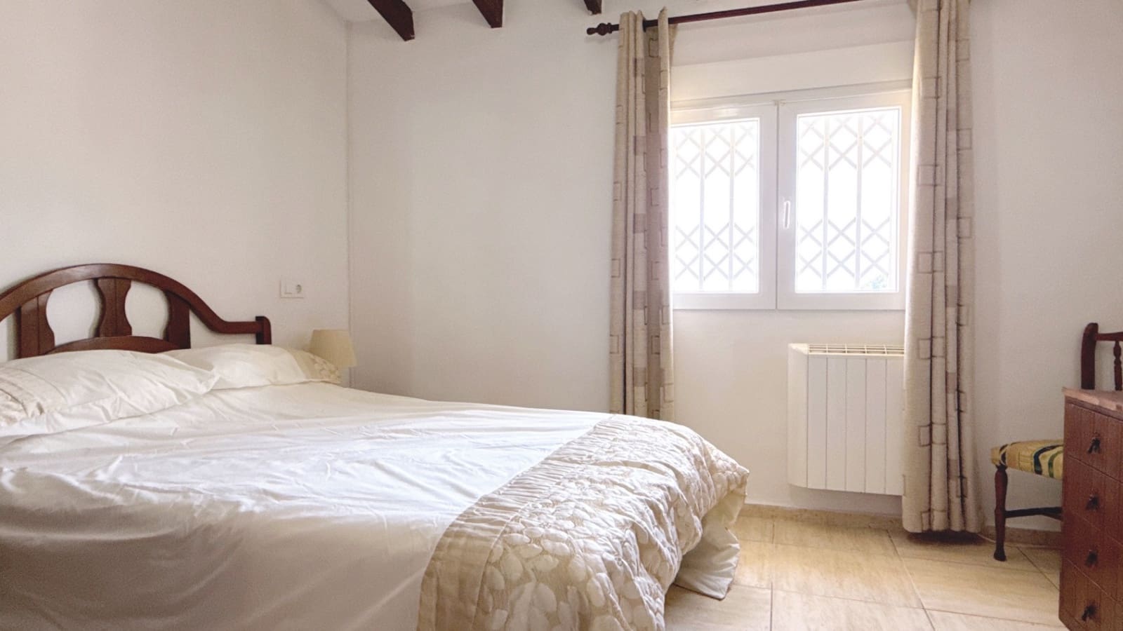 4 sypialnia Willa na sprzedaż w Moraira z garażem - 275 000 € (Ref: 9941176)