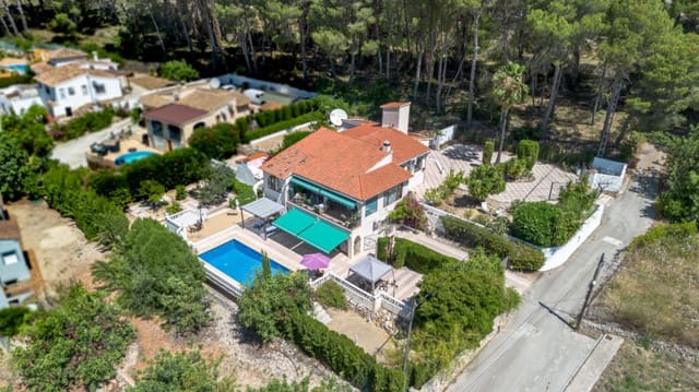 5 sypialnia Willa na sprzedaż w Alcalalí / Alcanalí z basenem garażem - 575 000 € (Ref: 9944658)