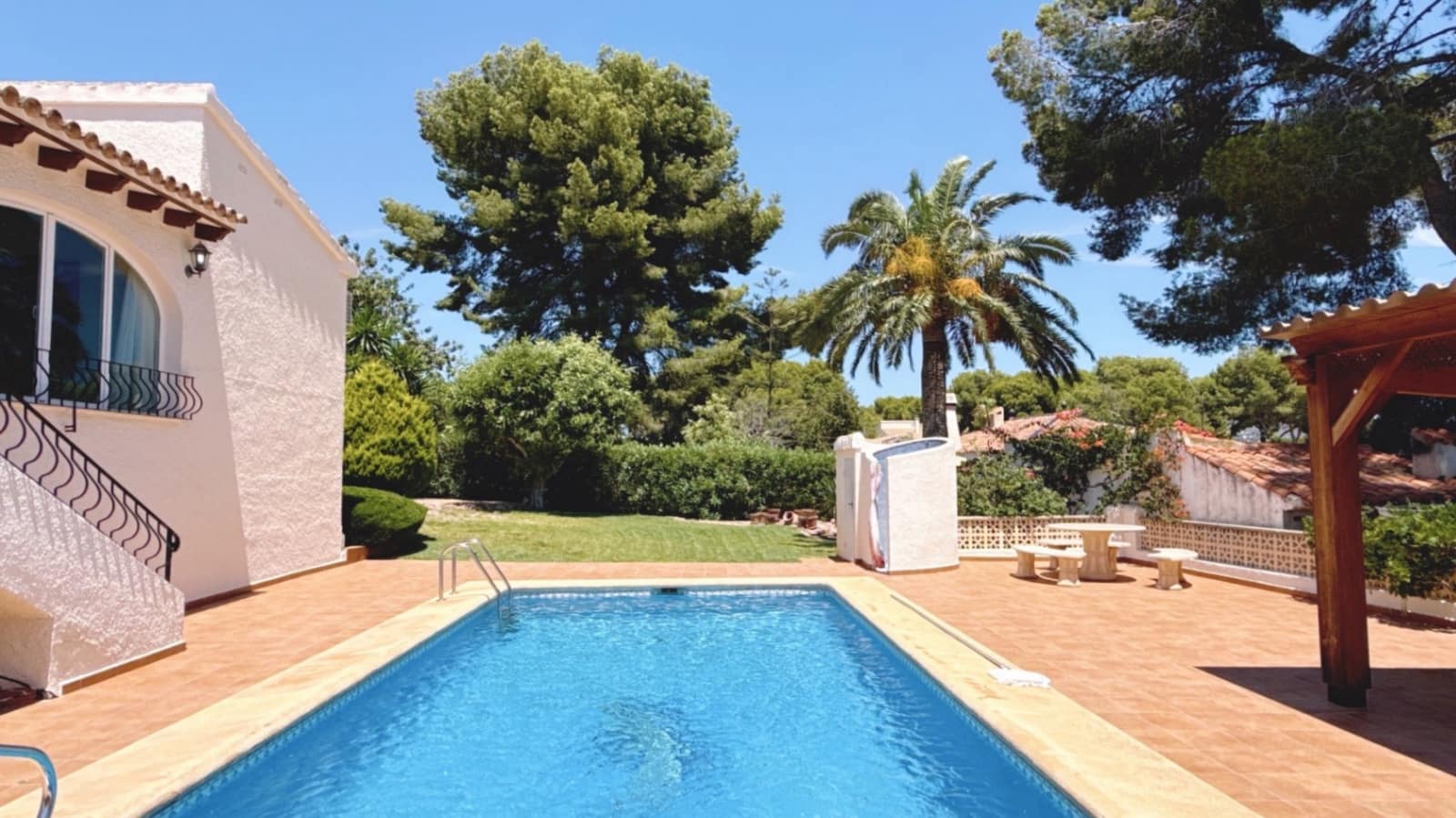 3 soveværelse Villa til salg i Moraira med swimmingpool garage - € 795.000 (Ref: 9954539)