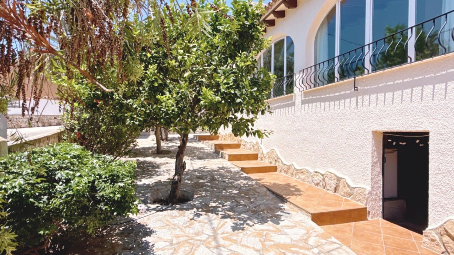 3 soveværelse Villa til salg i Moraira med swimmingpool garage - € 795.000 (Ref: 9954539)